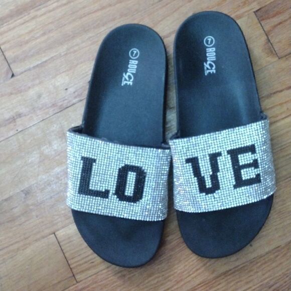 💙2/$20💙 Rouge Women's Sandals sz 7 - Picture 1 of 5